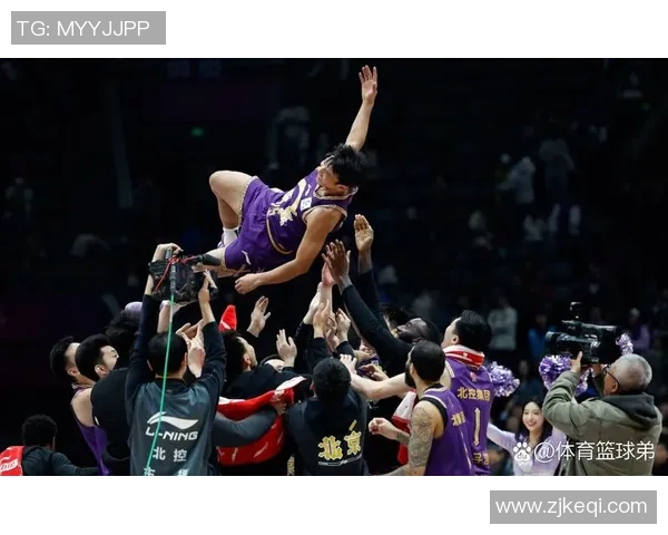 阿联酋网红篮球明星如何在社交媒体上赢得全球粉丝的心